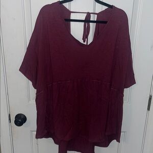 Women's Burgundy Top